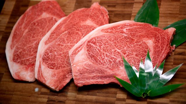 Sự thật: Bị ho ăn thịt bò được không?